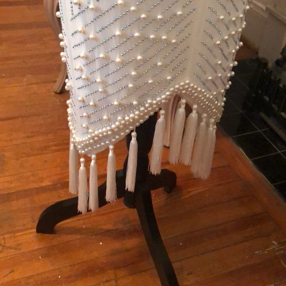 Formal attire - Picture 6 of 7